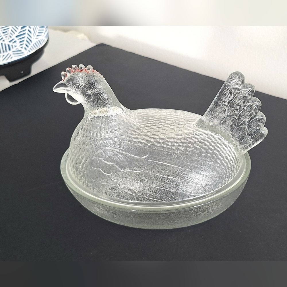 Hen on nest Indiana Glass - Picture 2 of 14